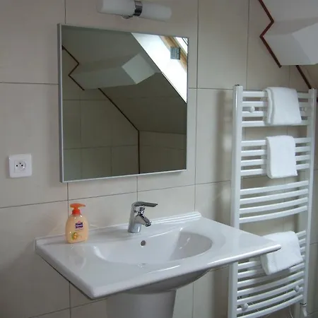 Domaine De La Boudiere Bed & Breakfast 2*